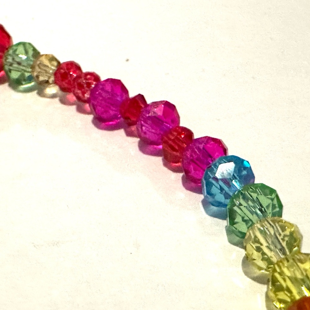 Vibrant Bead Collection for Creative Crafting and Jewelry Making - Picture 2 of 7